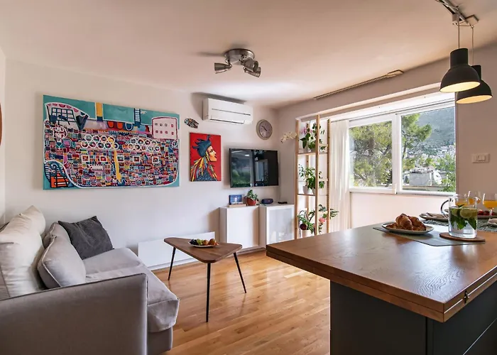 Modern & Spacious 1bdr Flat In 아파트 *