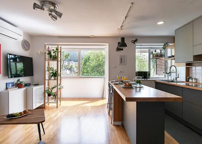 Modern & Spacious 1bdr Flat In 杜布罗夫尼克