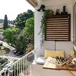 Modern & Spacious 1bdr Flat In